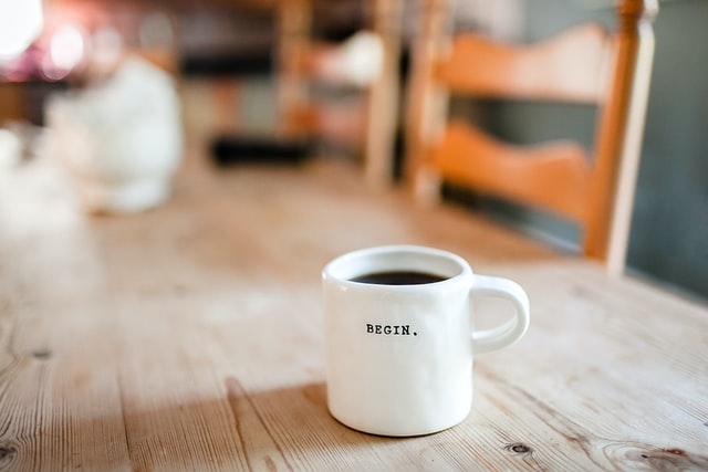 start designing your site coffee mug